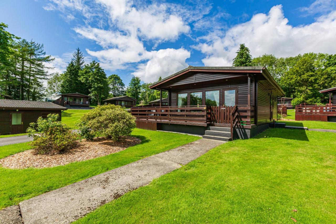 Bluebell Lodge 9 With Hot Tub Newton Stewart Exterior photo